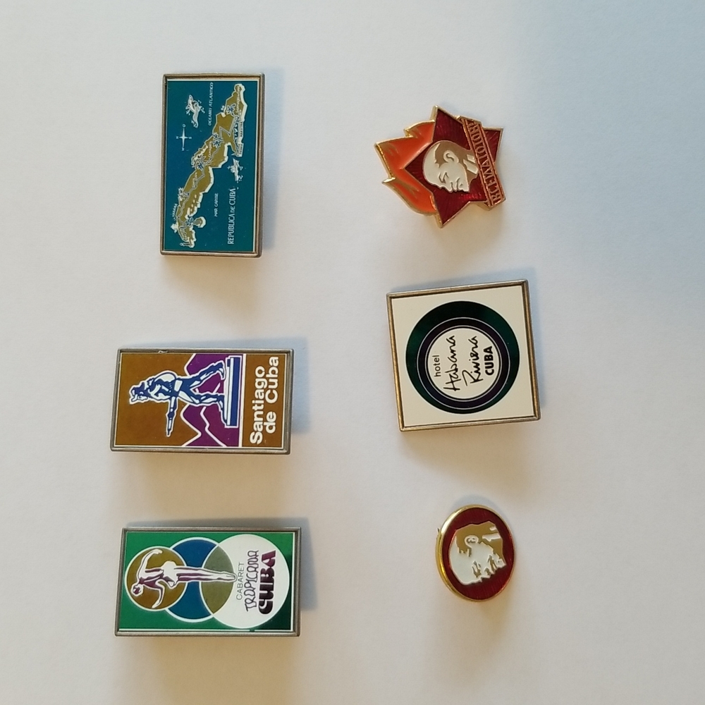 Vintage CUBA PINS (1970s)
